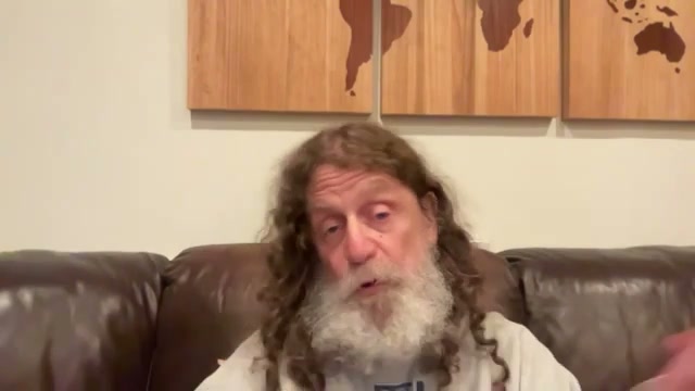 역사적 진보를 강조하는 장면